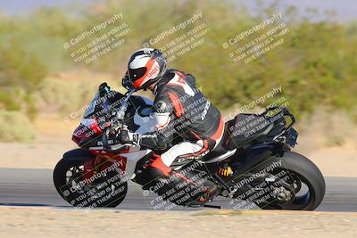 media/Nov-06-2023-Moto Forza (Mon) [[ce023d0744]]/3-Intermediate Group/Session 5 (Turn 9)/